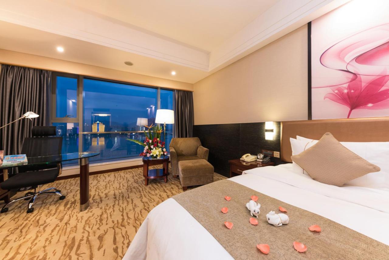 Kb Hotel Qingyuan Кингян Екстериор снимка